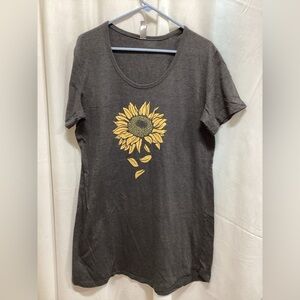 Sunflower Graphic Women's Top - Black